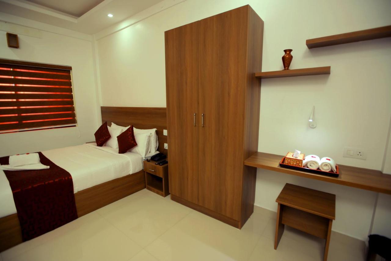 Hotel The Patio Thekkady Exterior foto