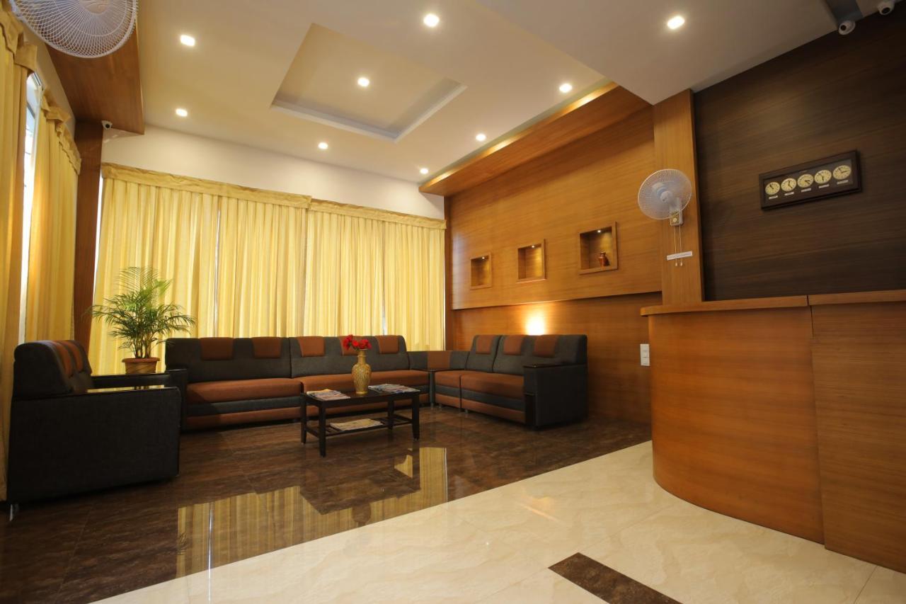 Hotel The Patio Thekkady Exterior foto